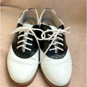 Eastland Sadie Oxford black and white shoes